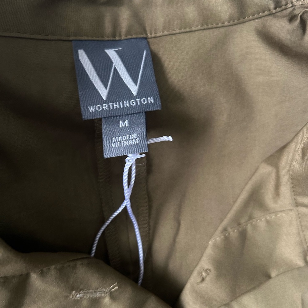 Worthington Olive Green cropped button down